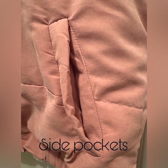 NWT Women's Reversible Sleeveless Vests Lamb Fleece Zipper Closure Size M Pink - Picture 9 of 11